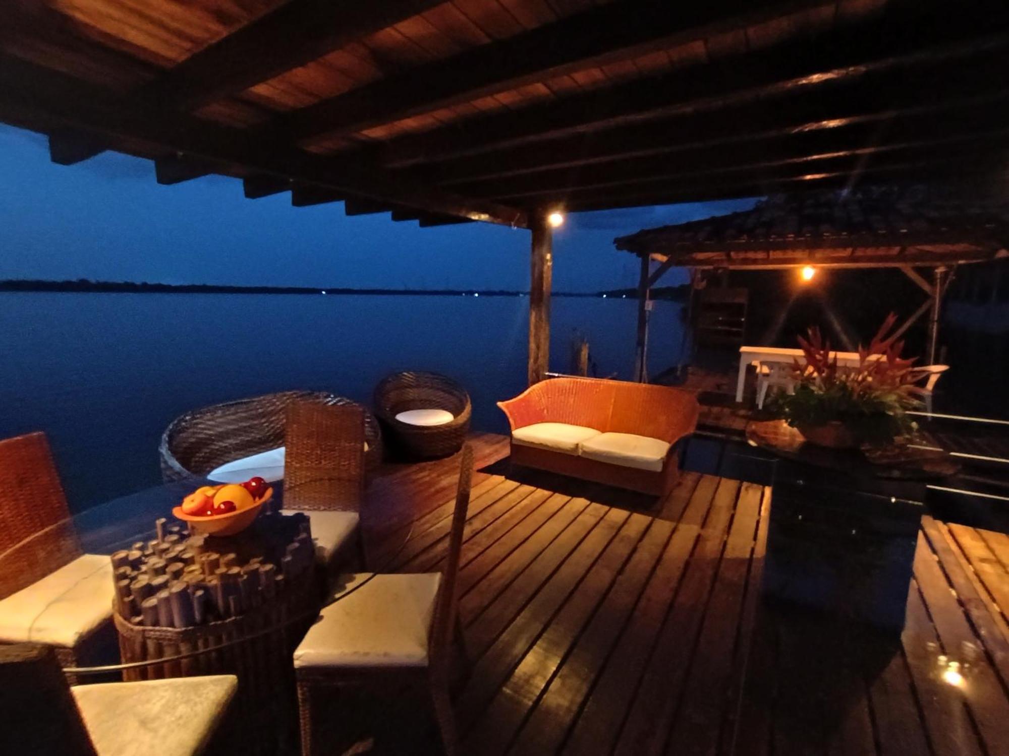 Suite Bangalo Ilha Da Fantasia Belem  Exterior photo